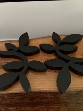 Source Unknown Matte Black Botanical Wall Leaves Set